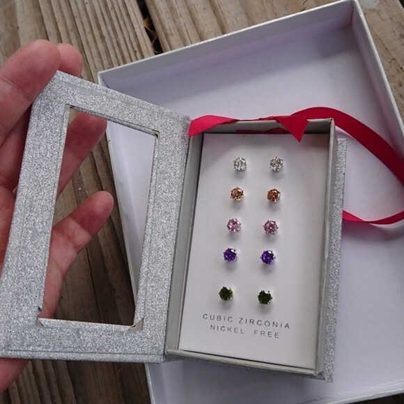 Kohls Earrings Gift Set -Multicolor Cubic Zirconia Nickel Free Silver Tone Studs - Picture 5 of 6